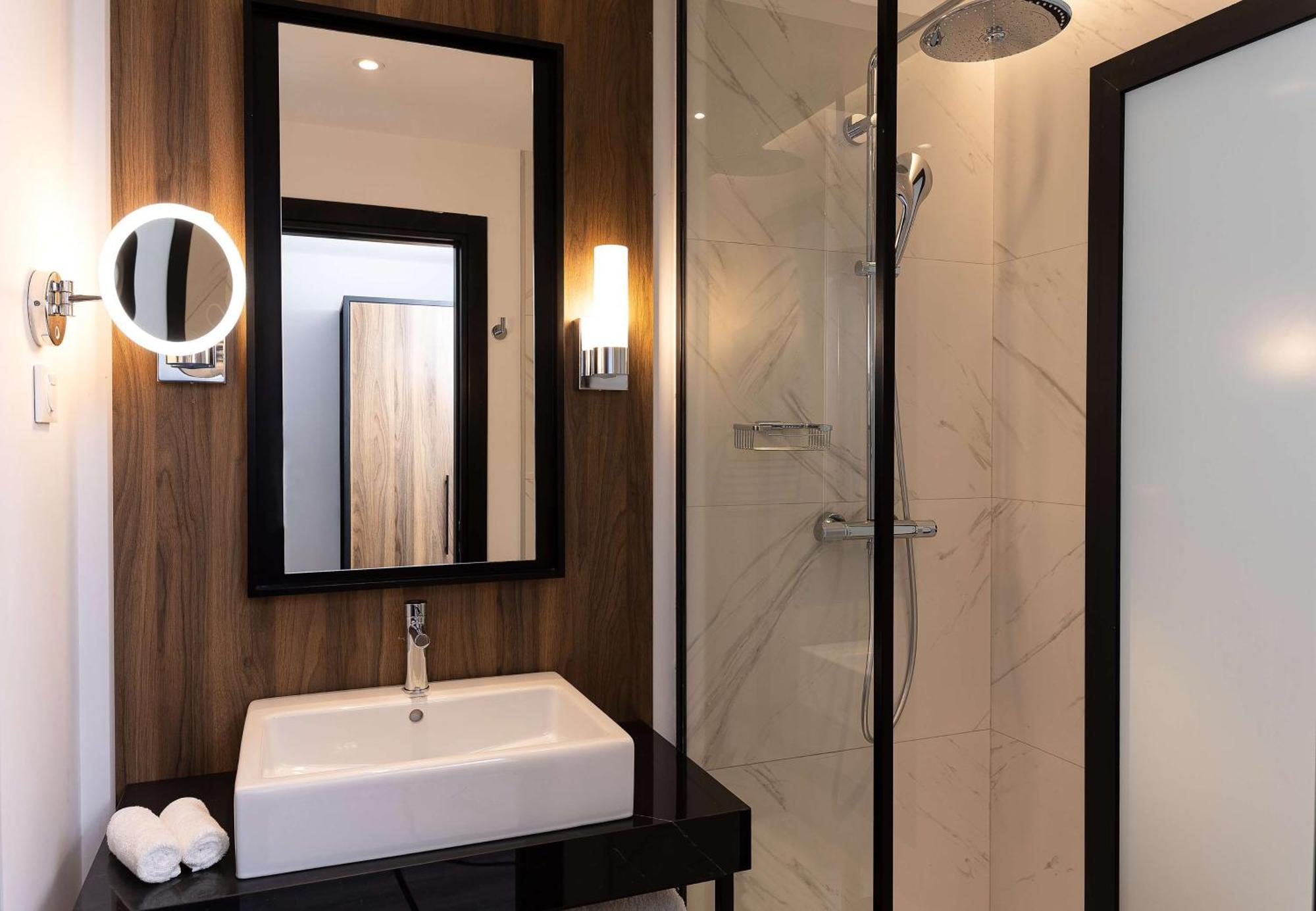 Radisson Hotel Tunis, City Center ภายนอก รูปภาพ