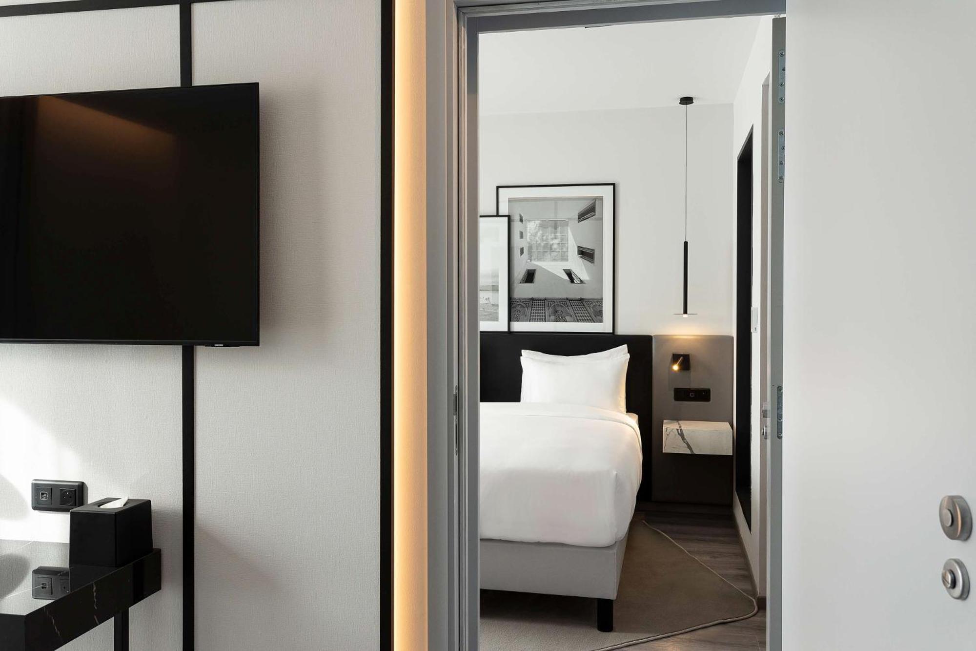 Radisson Hotel Tunis, City Center ภายนอก รูปภาพ
