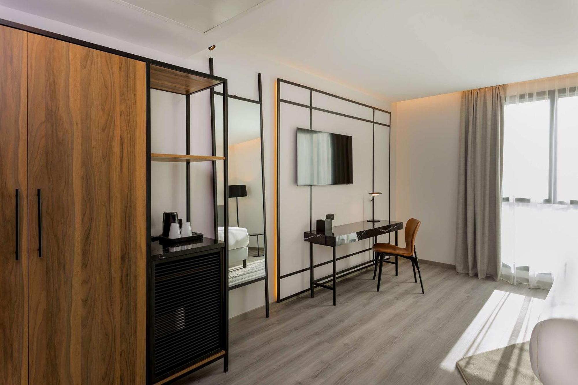Radisson Hotel Tunis, City Center ภายนอก รูปภาพ