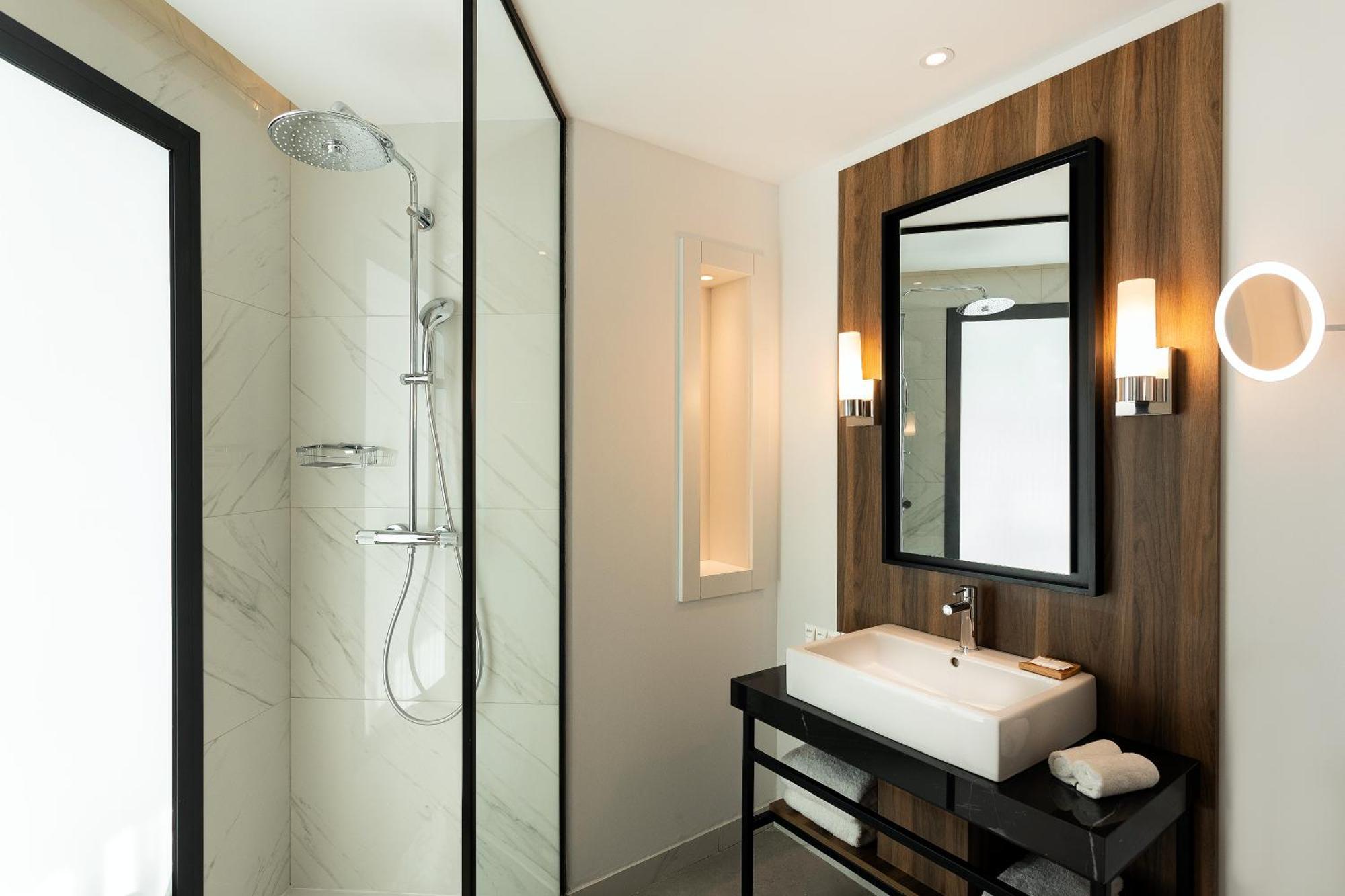 Radisson Hotel Tunis, City Center ภายนอก รูปภาพ