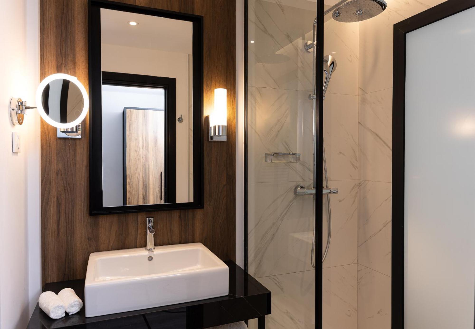 Radisson Hotel Tunis, City Center ภายนอก รูปภาพ